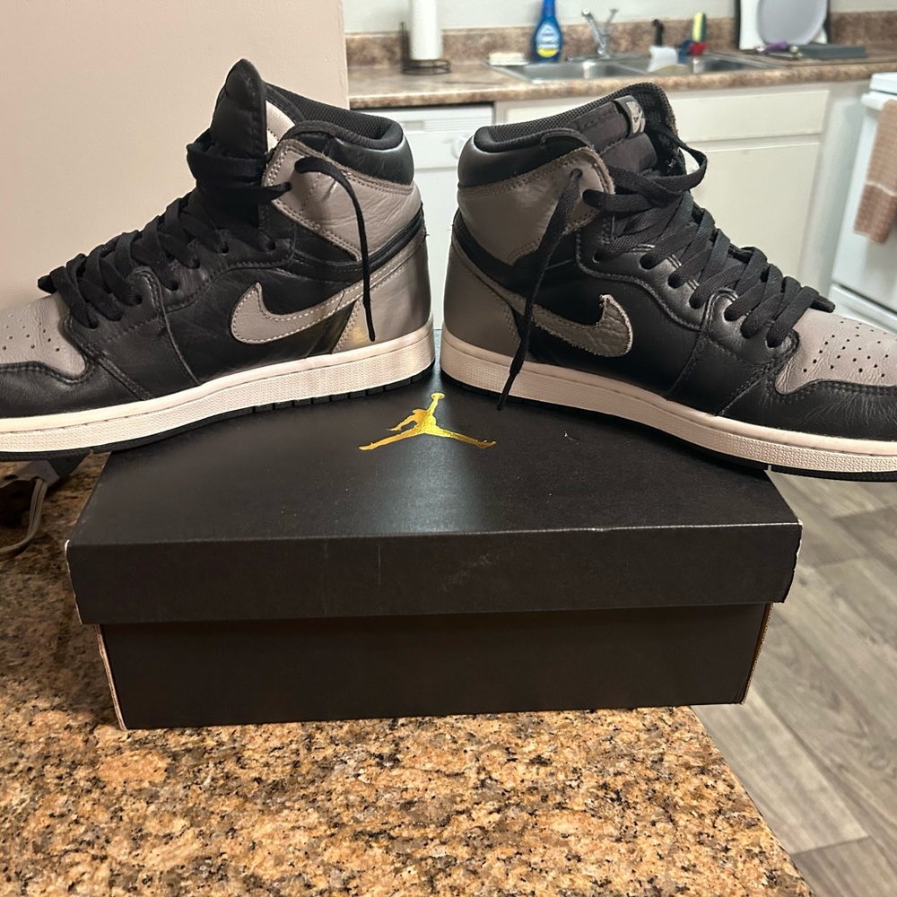 Men black and gray Jordan retro’s 1 size 11